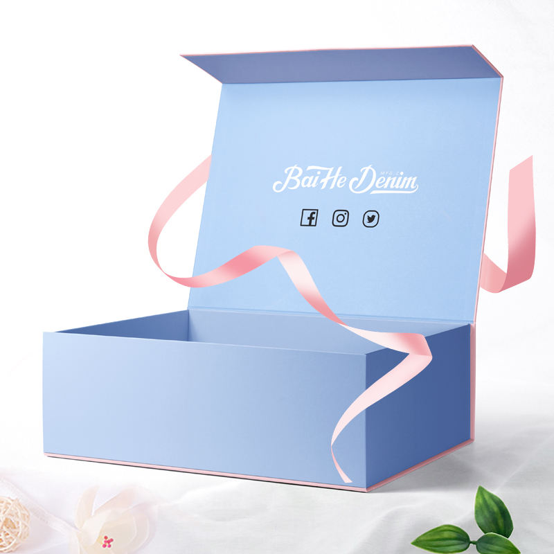 Custom Magnetic Closure Gift Box Set with Mirror – Rose Gold, Eco-Friendly