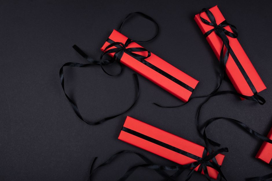 Top 10 Best Personalized Gifts for Business Partners in 2024