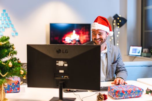 Unique Business Gift Ideas for Employees That Impress