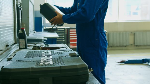 Car Maintenance Equipment for Oil Change Services