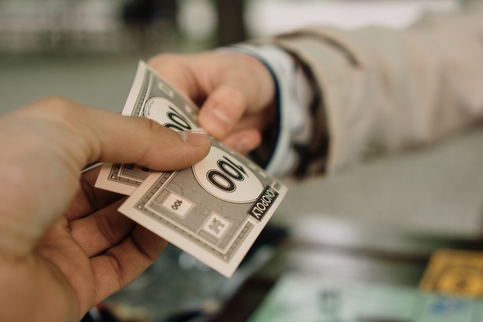 2. How do I negotiate payment terms with Chinese suppliers of car maintenance equipment?