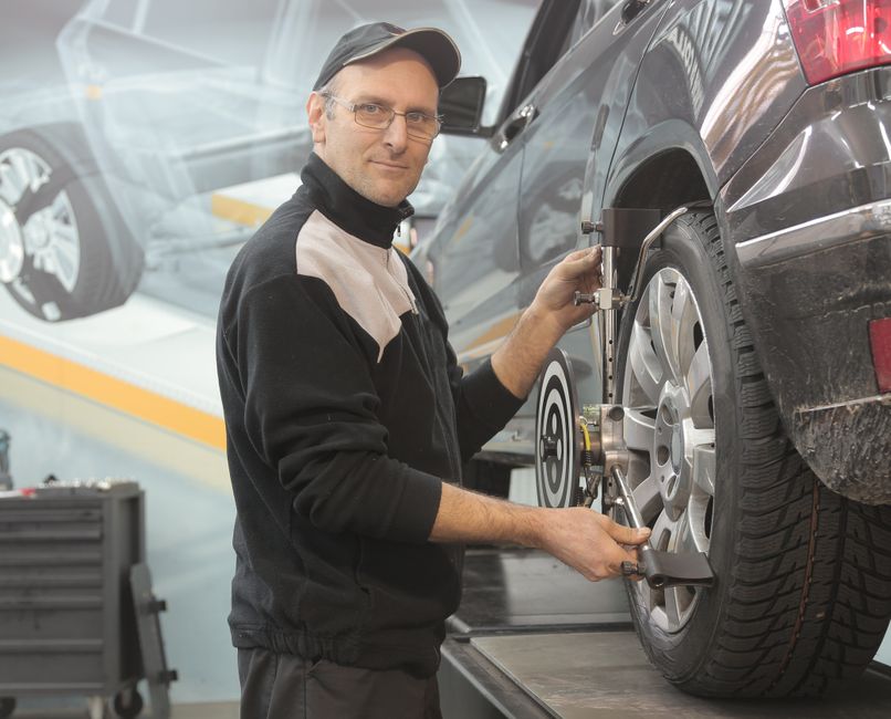 2. Precision Wheel Balancer