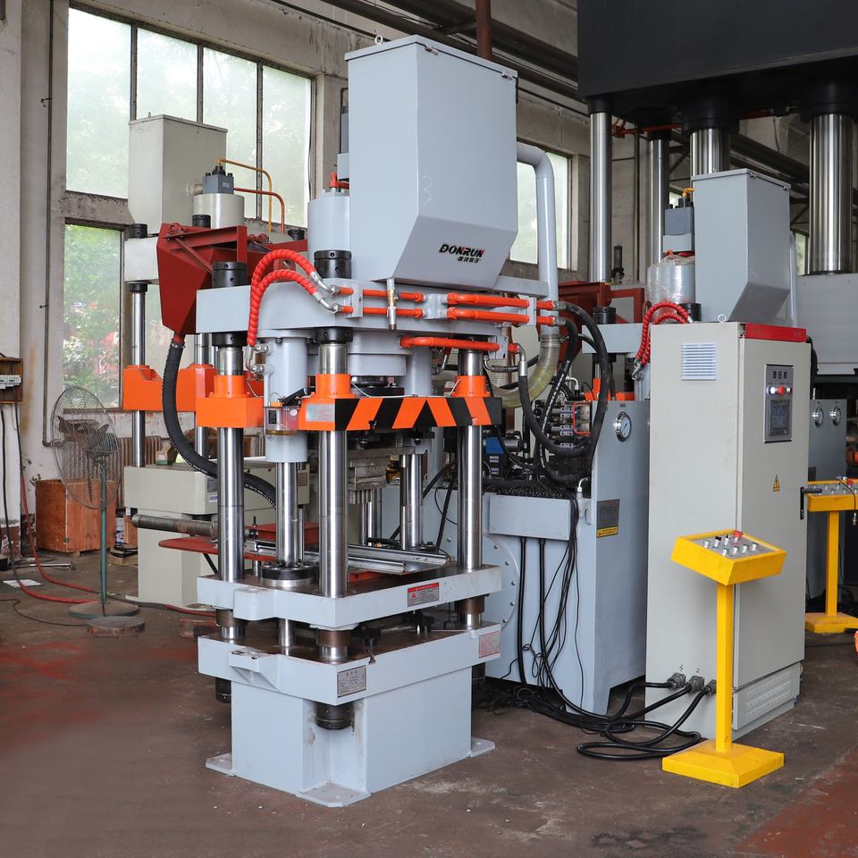 200 Ton Four Column Hydraulic Press for Powder Molding & Fishing Net Sinkers