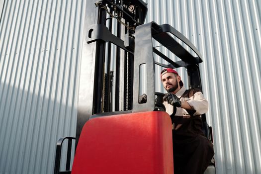 New Energy Forklift Safety Features & Standards Guide