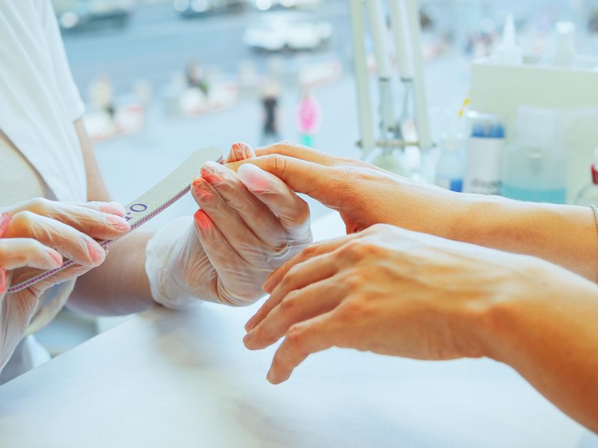 What Can Be Customized on a Nail Making Machine?