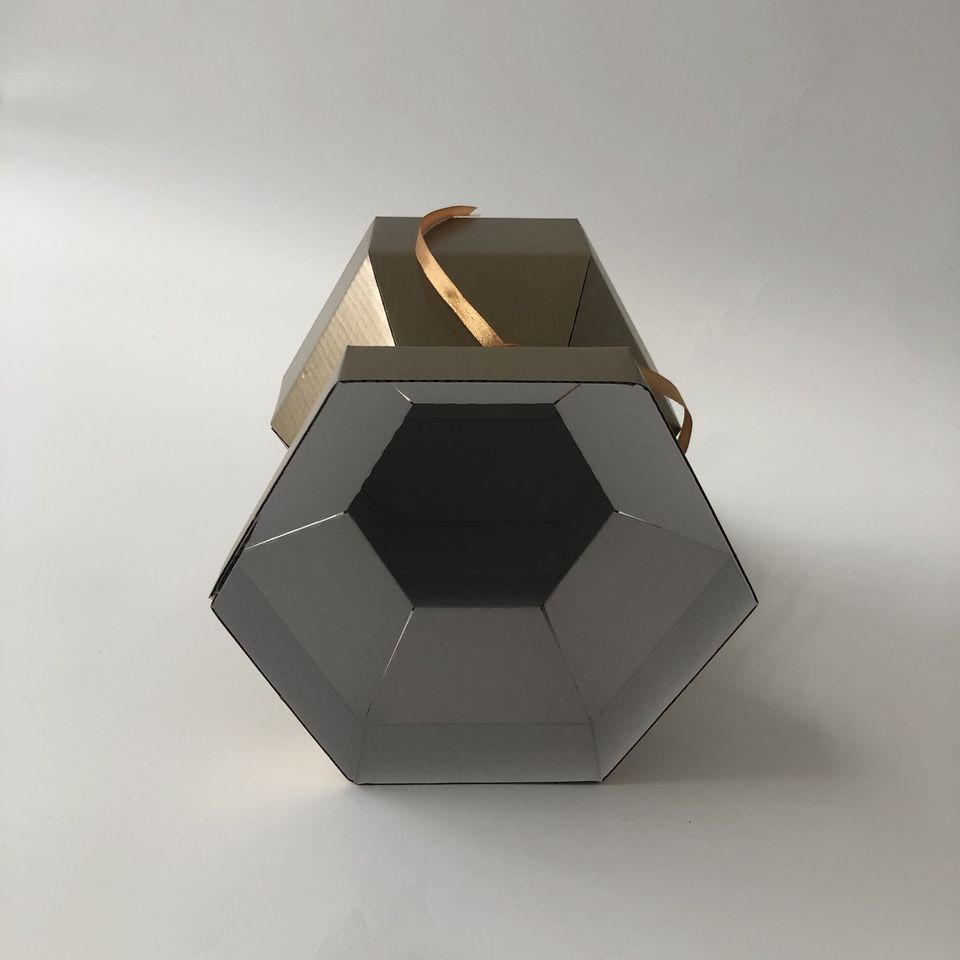 Wholesale Custom Cardboard Cupcake Bouquet Box with Invisible Tray - Eco-Friendly Gift Packaging