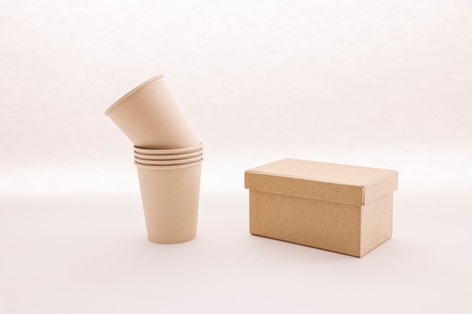 1. Eco-Friendly Kraft Paper Cake Boxes