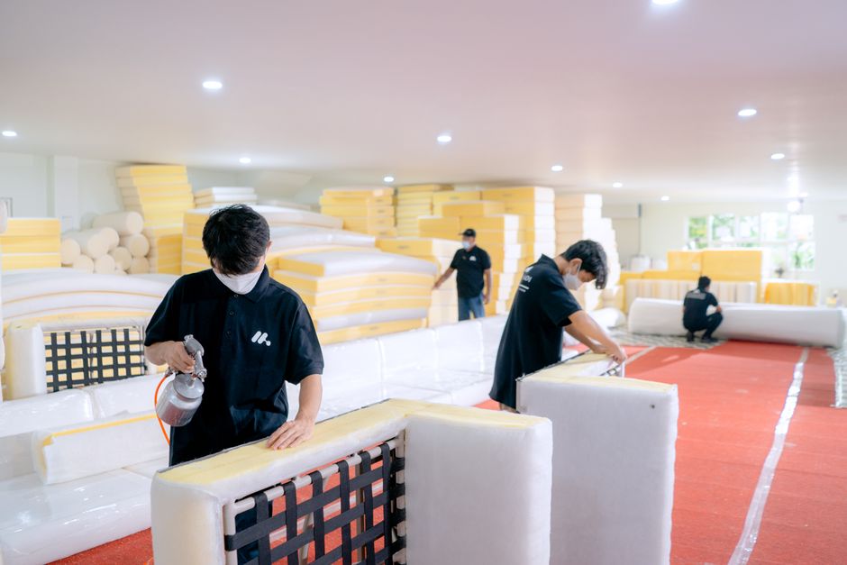 1. What Are the Minimum Order Quantities (MOQs) for Bulk Spray Canvas?