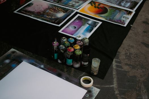 Essential Foreign Trade Tips for Canvas Spray Painting