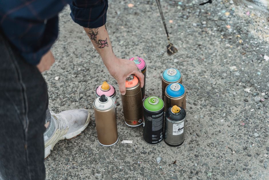 Comparison of Top Spray Painting Canvas Options