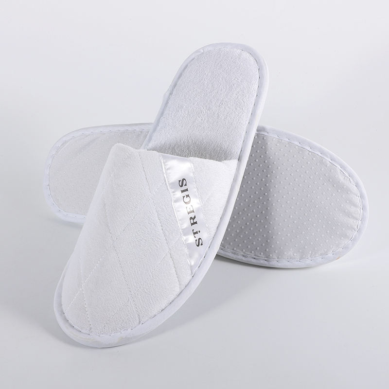 Custom Embroidery Disposable Spa Slippers – Velvet Velour Guest Slippers for Hotels