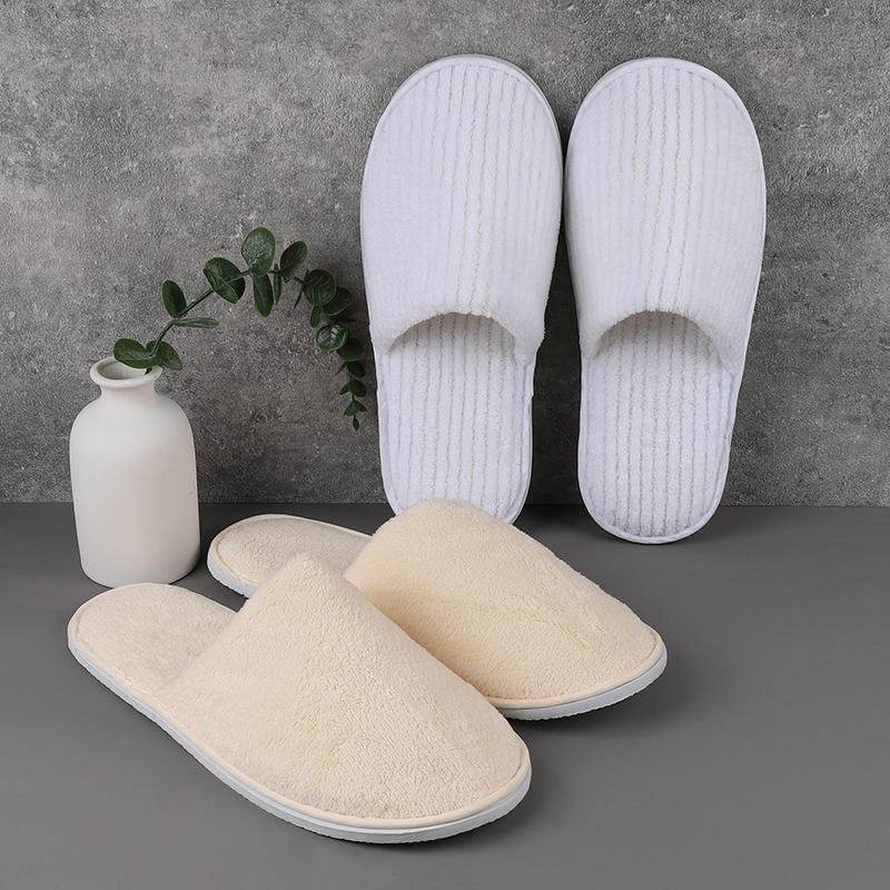Eco-Friendly Coral Fleece Hotel Slippers - Disposable Velvet Comfort, Recyclable Spa Travel Amenities
