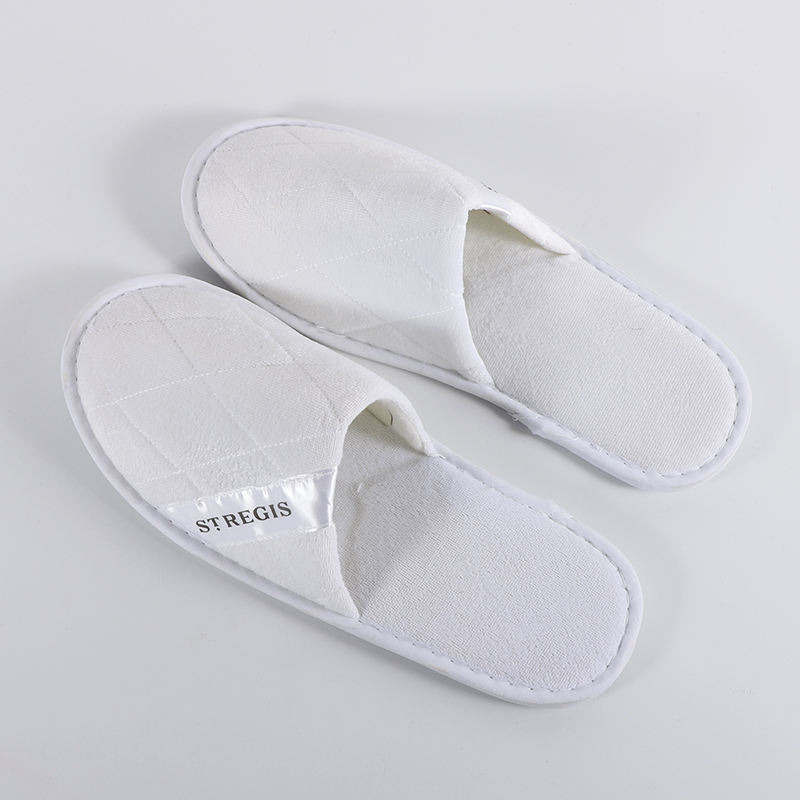 Custom Embroidery Disposable Spa Slippers – Velvet Velour Guest Slippers for Hotels