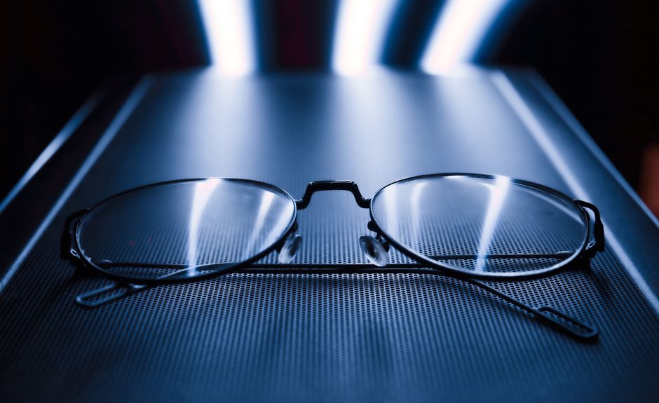 Patent Spotlight: Smart Eyeglass Cases