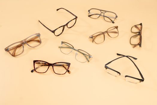 Sustainable Eyeglass Accessories: Company News & Eco Initiatives