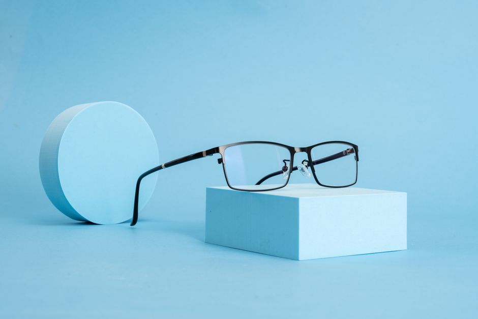 2. LensPure Blue Light Blocking Lenses: Enhanced Eye Protection