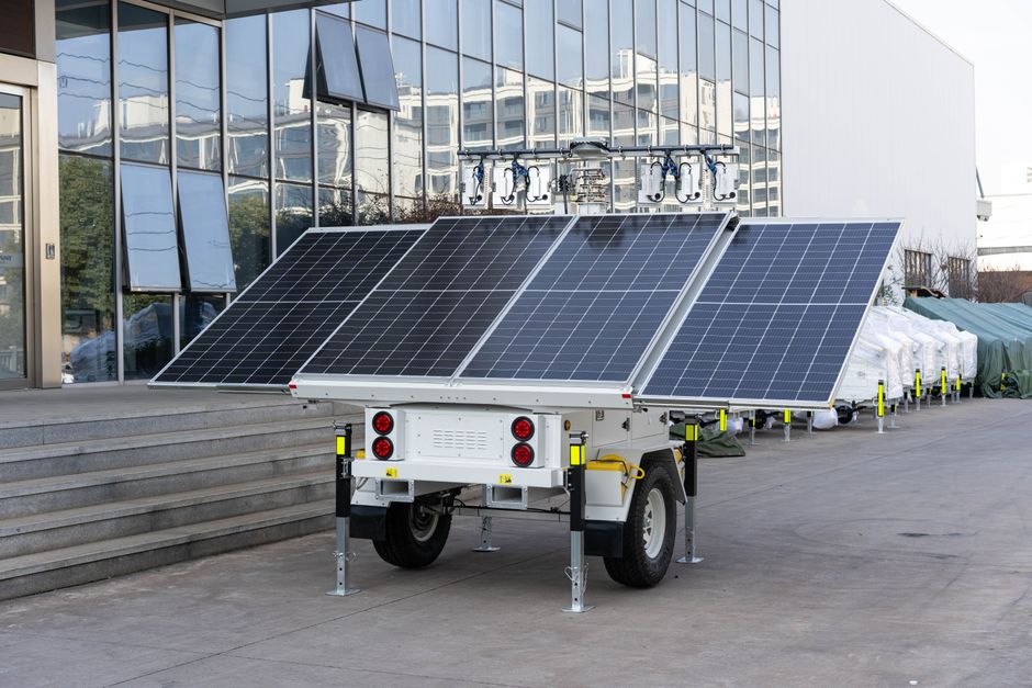 2. Portable Power Stations with Solar Input