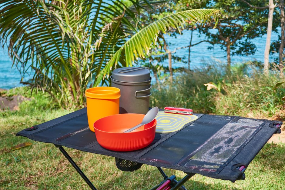Ultralight Materials and Packability