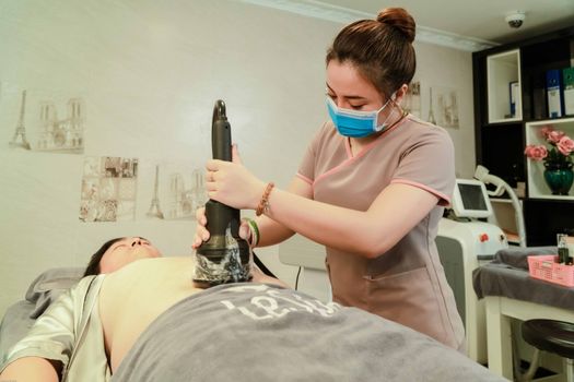 أخبار استحواذات شركات التجميل الكبرى: تحليل 10 صفقات