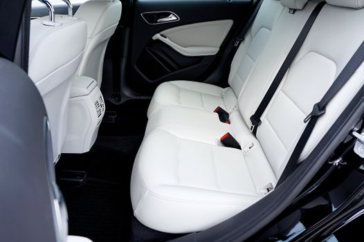 Como Instalar Assento de Carro Corretamente: Guia Passo a Passo