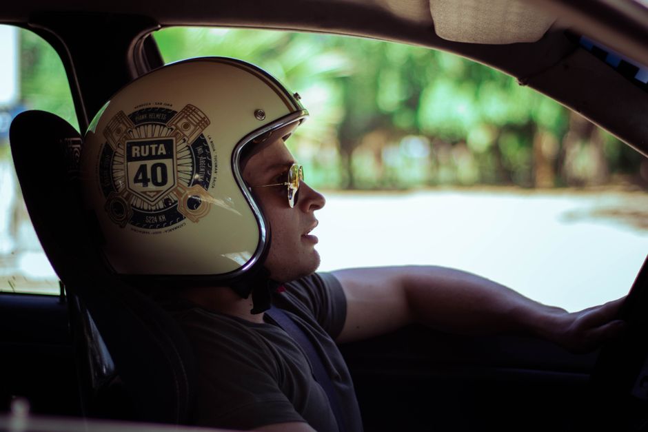 Benefícios do Capacete com Abas Laterais
