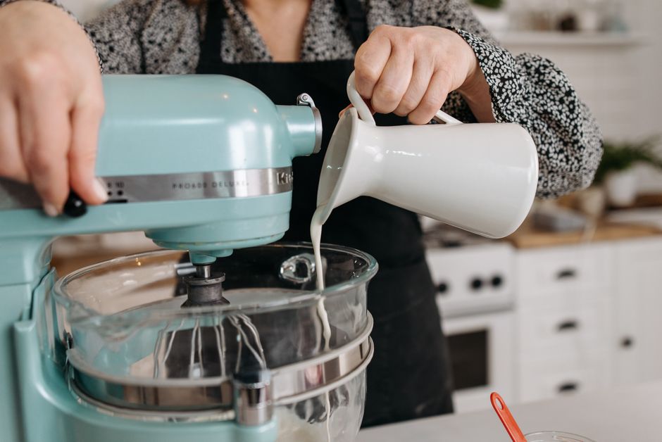 Kuchenmischer mit Spritzschutz: Die besten Modelle im Vergleich