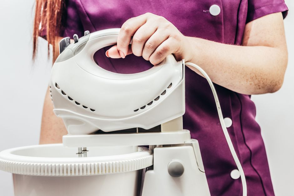 1. Bosch MUM4415 – Der Allrounder für Einsteiger