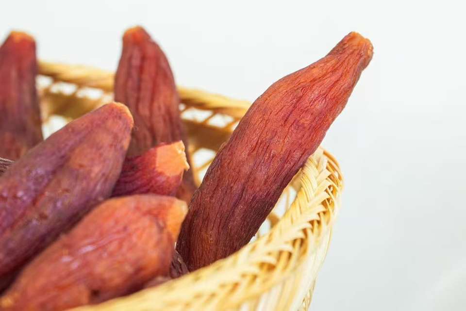 Getrocknete Süßkartoffelwürfel im Großgebinde – natürlicher Snack