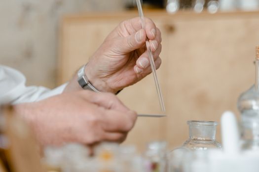 Carrières dans les Entreprises d'Arômes & Parfums : Guide Complet