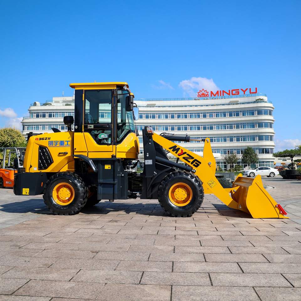Cargadora Compacta Q Series 1.2-1.6 Toneladas con Garantía