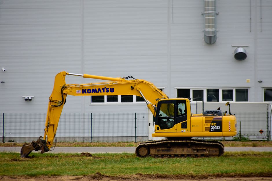 2. Komatsu: Innovación y Sostenibilidad