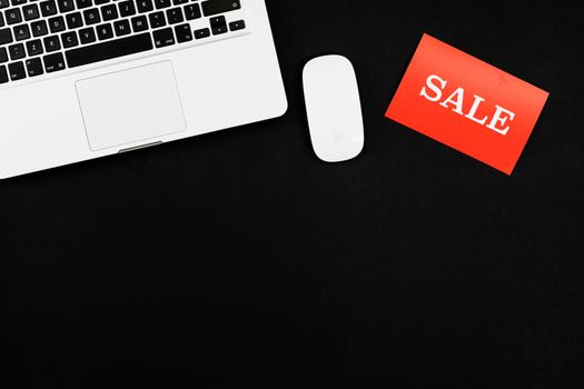 宝石アクセサリー企業のオンライン販売成功ガイド