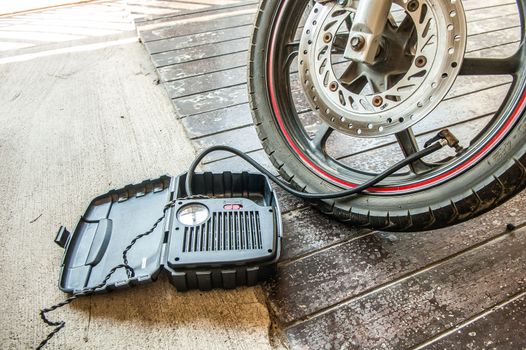ที่สูบลมยางรถไฟฟ้า ดีกว่าที่คิด รีวิว+วิธีเลือก