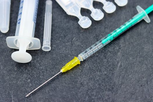 การขึ้นรูปพลาสติกมีกี่วิธี? 6 วิธีพร้อมข้อดี-ข้อเสีย