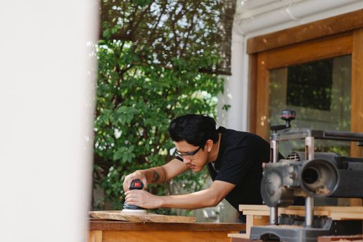 วิธีเลือกซื้อเครื่องขัดกระดาษทรายให้เหมาะกับงาน