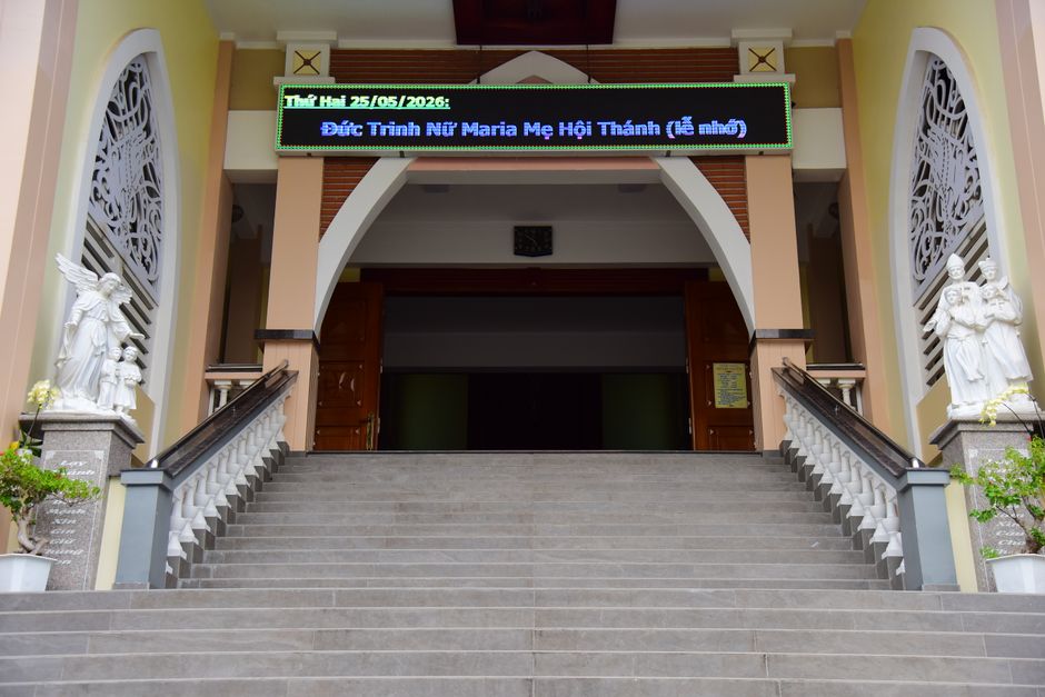 3. Màn Hình Hiển Thị (Display) – Trực Quan Hóa Dữ Liệu