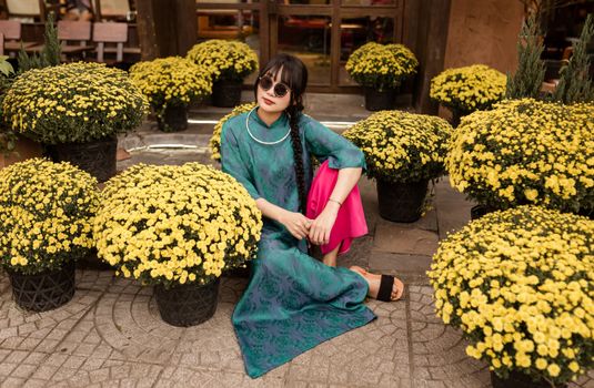 Quy Trình Dệt Vải Jacquard Tạo Hoa Văn Nổi Tinh Xảo