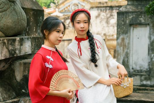 Ứng Dụng Vải Dệt Kim Trong Thời Trang Hiện Đại