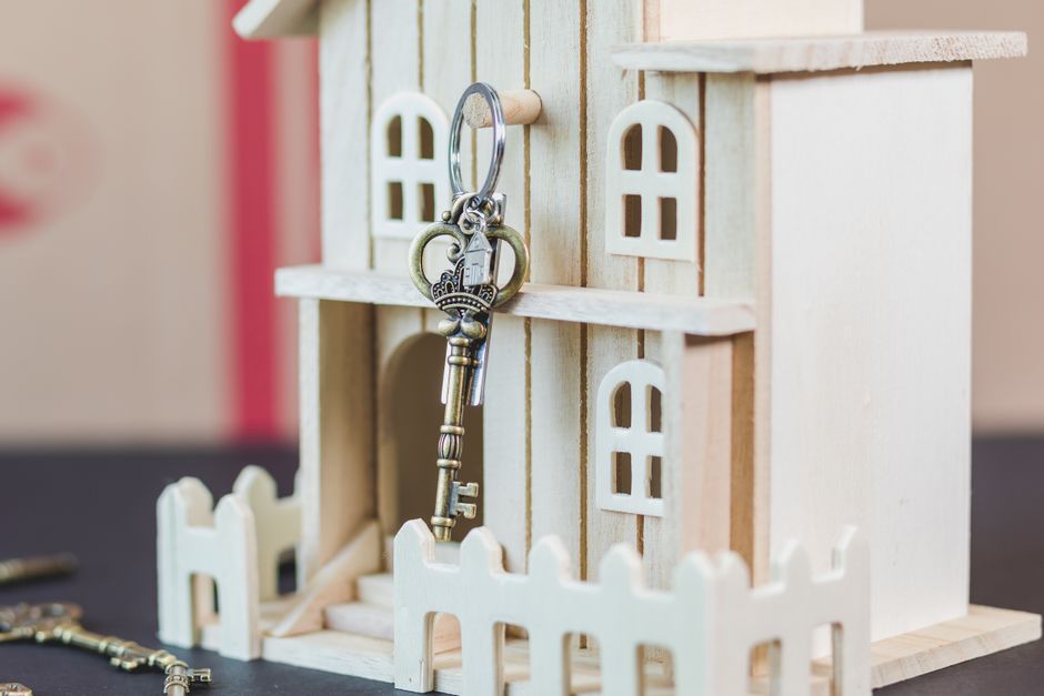 Các Loại Khóa Rương Két Sắt Mini Phổ Biến