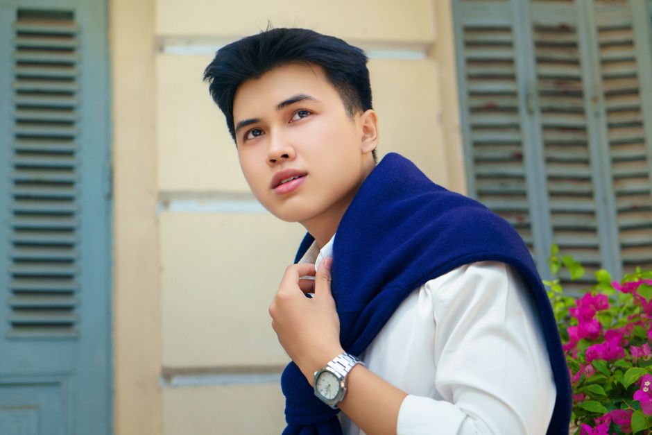 Giới thiệu về bản lề cửa và tầm quan trọng của việc bảo trì