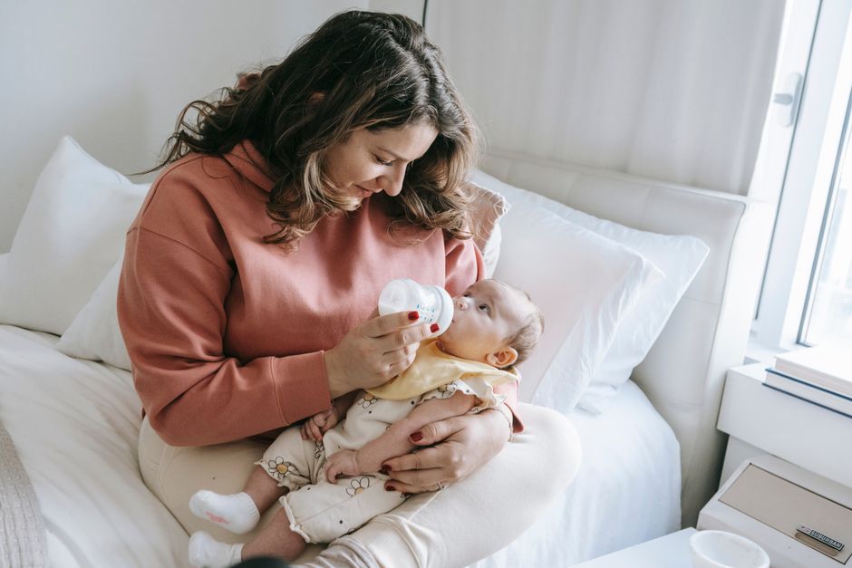 Pagpili ng Pinakamahusay na Baby Bottle para sa Colic: Isang Komprehensibong Paghahambing