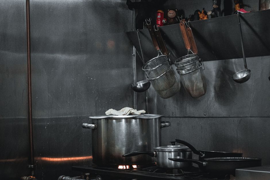 Panimula: Ang Pagpili ng Tamang Cookware para sa Iyong Kusina