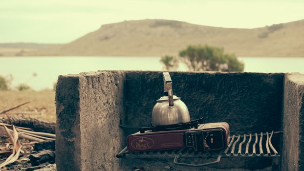 Electric Kettle vs Stovetop: Alin ang Matipid?