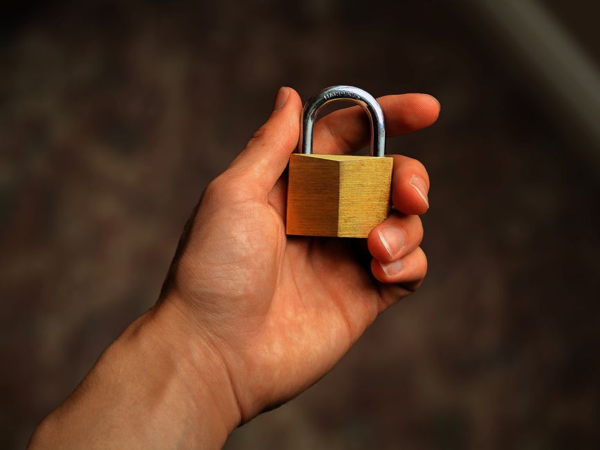 3. Mga Uri ng Lock na Available