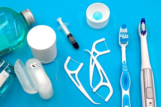 Best Dental Floss Sticks for Tight Teeth