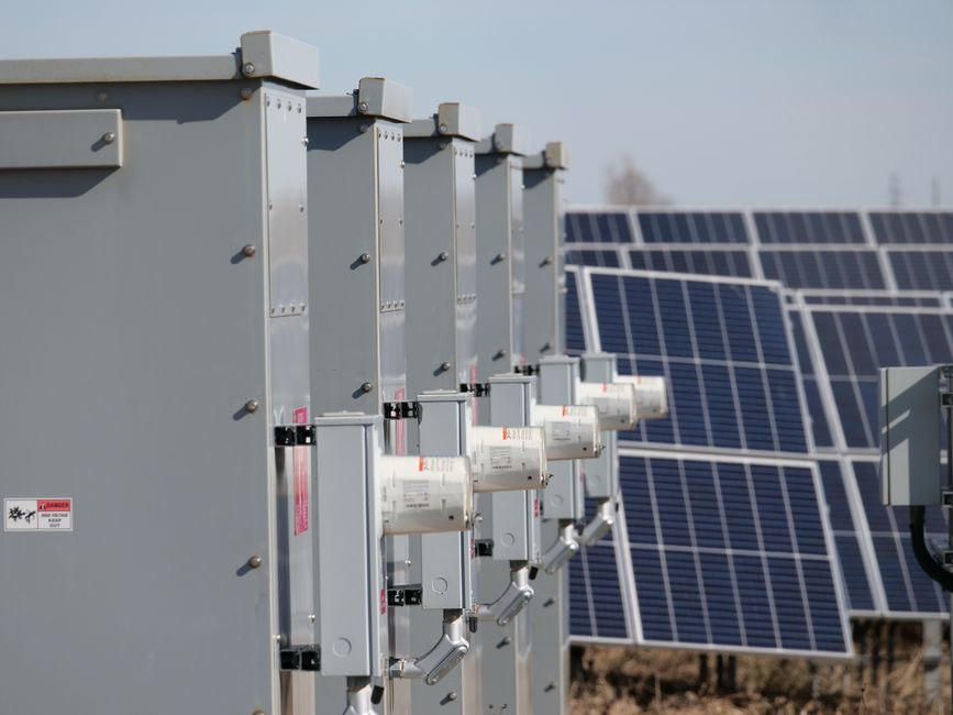 Why Off-Grid Solar Systems Need Automatic Transfer Switches