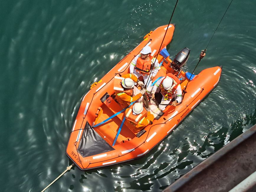 Understanding How Life Jackets Create Buoyancy