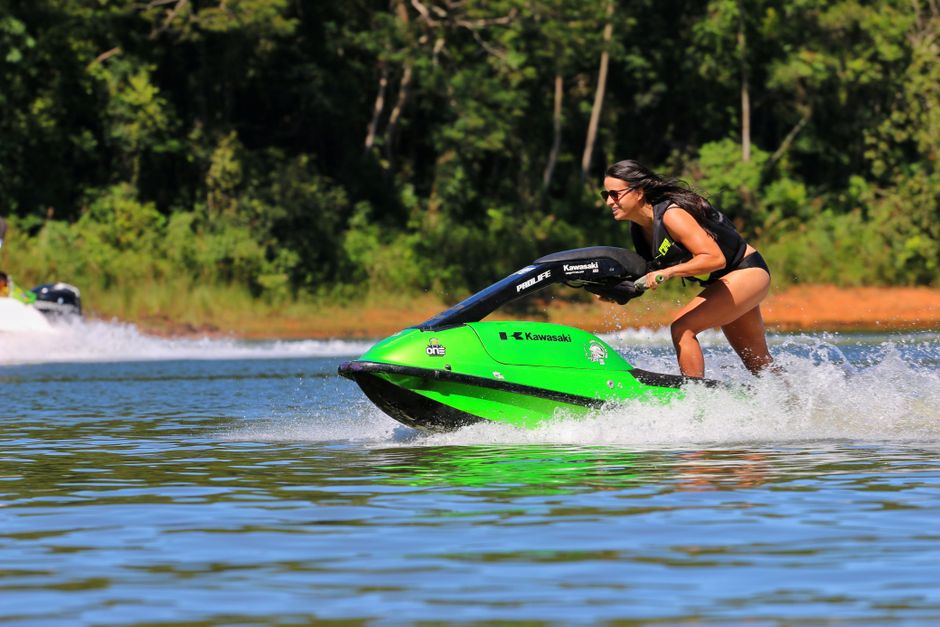 What to Look for in a Jet Ski Life Jacket