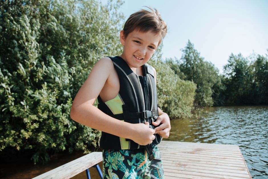 How to Read a Life Jacket Size Chart for Kids