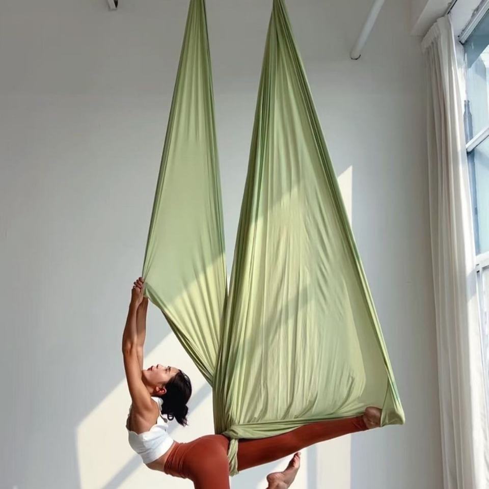 Professional Anti-Gravity Yoga Hammock 5x2.8m Thickened Aerial Elastic for Studio & Home 3